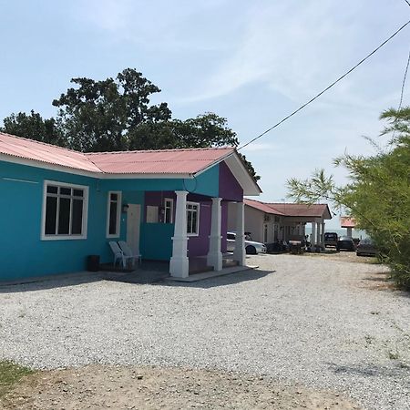 班泰库拉巴鲁民宿 Malacca 外观 照片